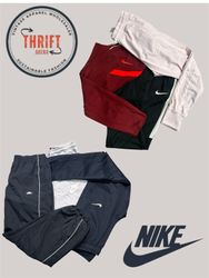 T1106 Nike Track Pants