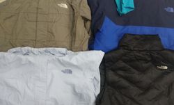 CZ0330 The North Face Mistura Jaquetas