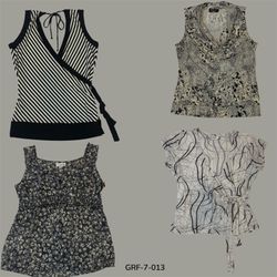 Grunge Garden | Schwarze bedruckte Y2K-B..