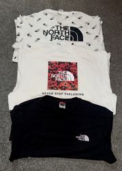Les T-shirts The North Face