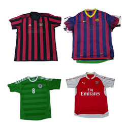 T-shirts de football