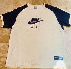 Nike T-shirt