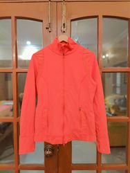 Lululemon Signature Outerwear – Jackets & Sweatshi..