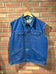 LLW vest