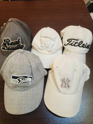 cappelli con marchio