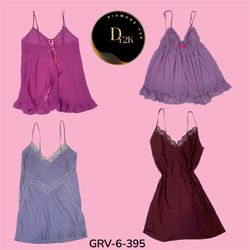 Lila Schlafkleid – Weich, Elegant & Y2K-inspiriert..
