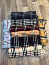 Cachecóis Burberry