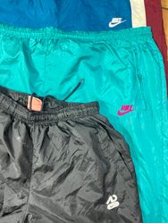 Pantalones deportivos de nailon Nike