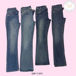 It-Girl Vibes | Y2K Flare Jeans with Attitude (GRF..