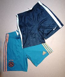 Nike/Adidas/ Pantaloni Corti