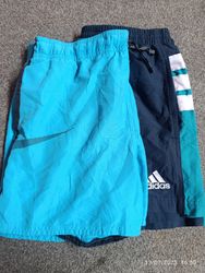 short con marchio