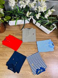 ポロラルフ・ローレンの襟付きTシャツ