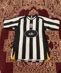 Vintage & Modern Football Shirts