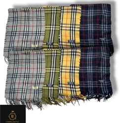 Cachecóis Burberry