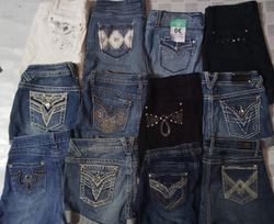 VIGOSS UND ANDERE MIX-MARKEN MINI-SHORTS (ID 1253)