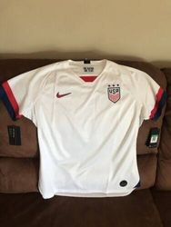 Echtes Fußballtrikot