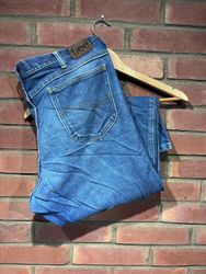 Lee jeans