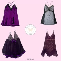 Schickes lila Satin-Überkleid — Perfekt ..