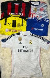 T-SHIRTS DE FOOTBALL / SOCCER