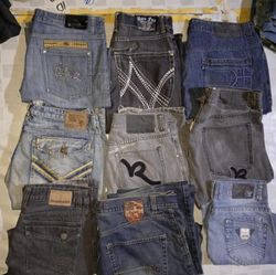 ROCKAWEAR SOUTH POLE AND OTHER BRAND JEANS (MR715)