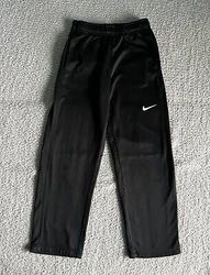 本物のNikeトラックパンツ
