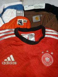 Off white and vintage mix brand t shirts