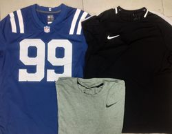 CT1053 T-shirt sportive Nike