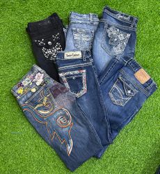 Y2K woman’s flared jeans