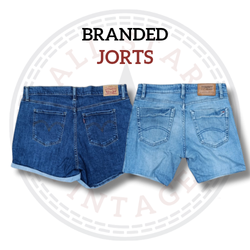 Jorts con marchio