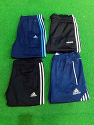 Pantalones y Capris de Adidas