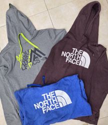 CT1271 The North Face Mix Printed Hoodies