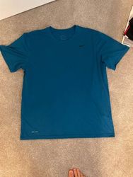 T-shirts Nike