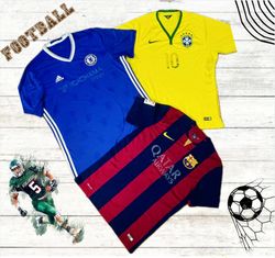T-shirts de football