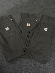 Shorts Carhartt à double genoux couleur charbon st..