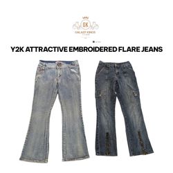 Jeans a zampa d'elefante ricamati Yek anni '90