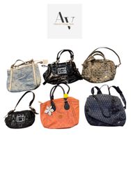 Borse Guess in stile Y2K