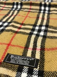 Cachecóis Burberry
