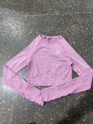 01 | Gym shark top