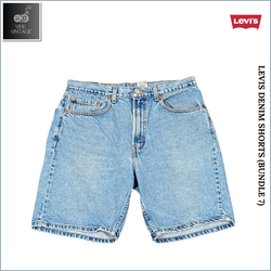 SHORTS DE JEANS LEVI'S (LOTE 7)