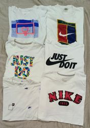 ナイキのTシャツ