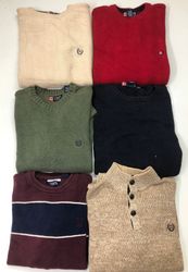 Chaps branded sweater