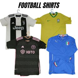 Authentische T-Shirts für Fußball