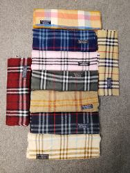 Écharpes Burberry