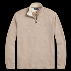 Suéteres de cuello alto Ralph Lauren.