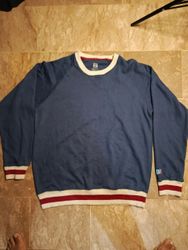 Sweatshirts and hoodies