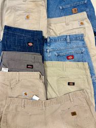 カーハートとディッキーズのショートパンツ