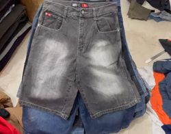 Mélange de jorts hip-hop avec et sans marque