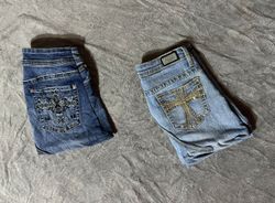 GLORIA VANDERBILT AND OTHER MIX BRANDS MINI SKIRTS..