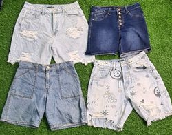Shorts de denim sem marca