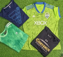Camisetas esportivas da marca Mix